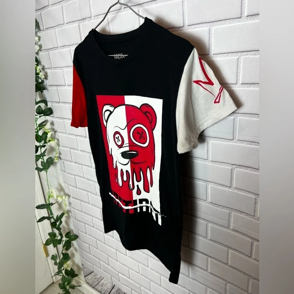 GALAXY by Harvic Black & Red Bear Graphic Tee/boys size S